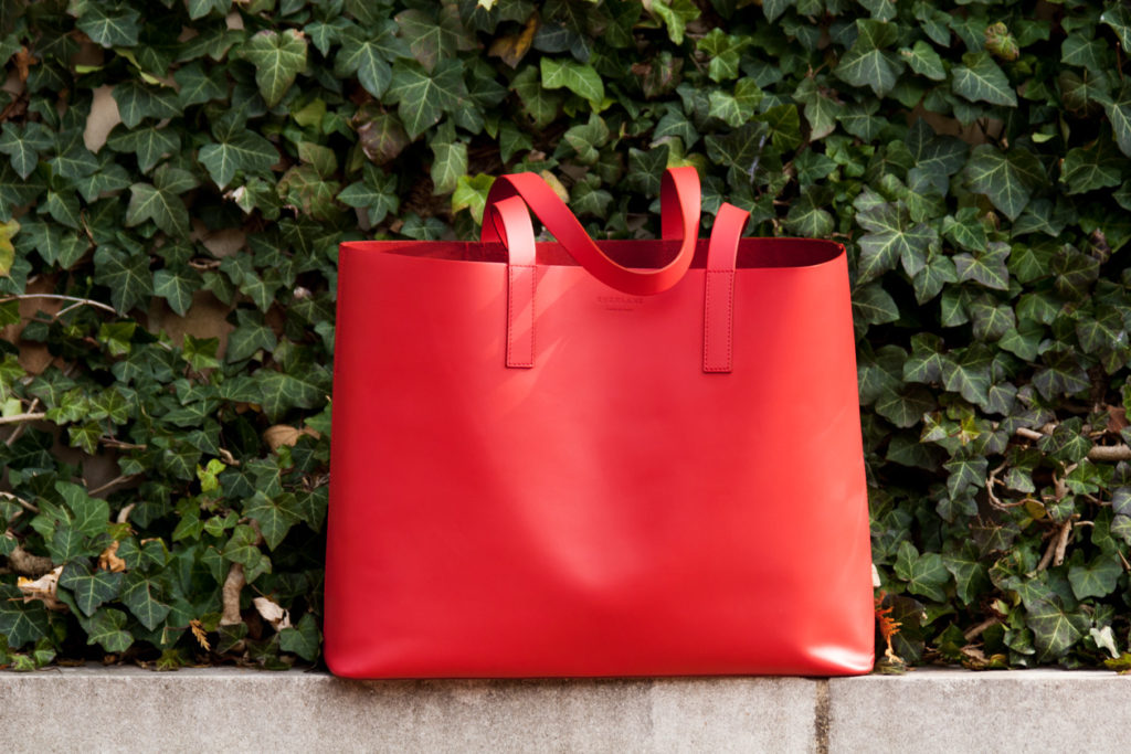 red tote bag