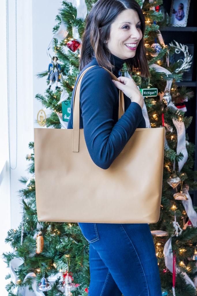 everlane gift guide - day market tote