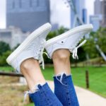 10 Ways to Wear White Sneakers