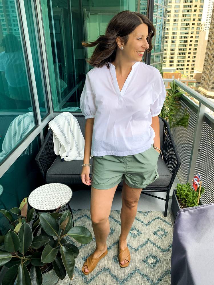 How to Style Utility Shorts in 8 Different Ways - Later Ever After ...