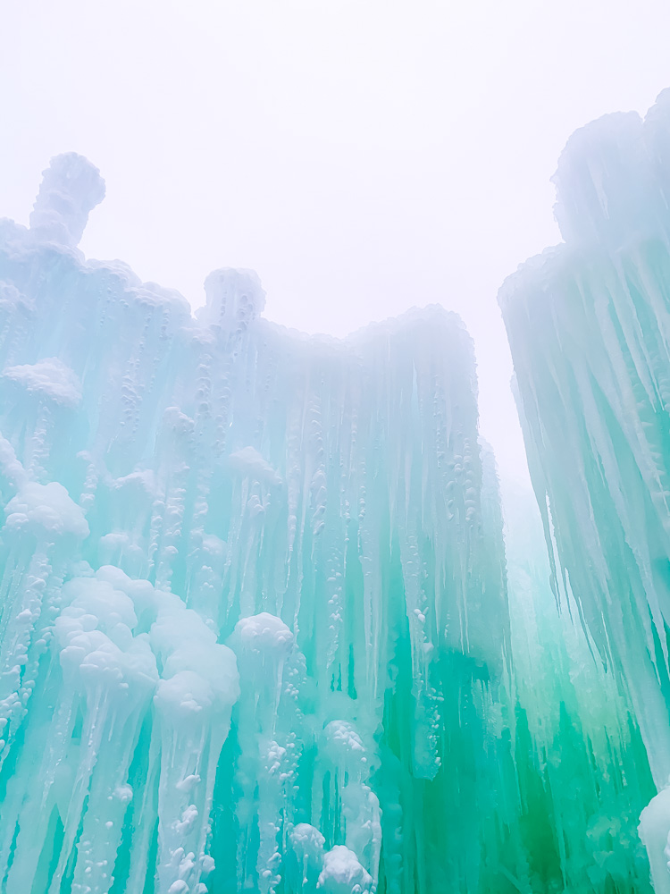 ice castles lake geneva, wisconsin