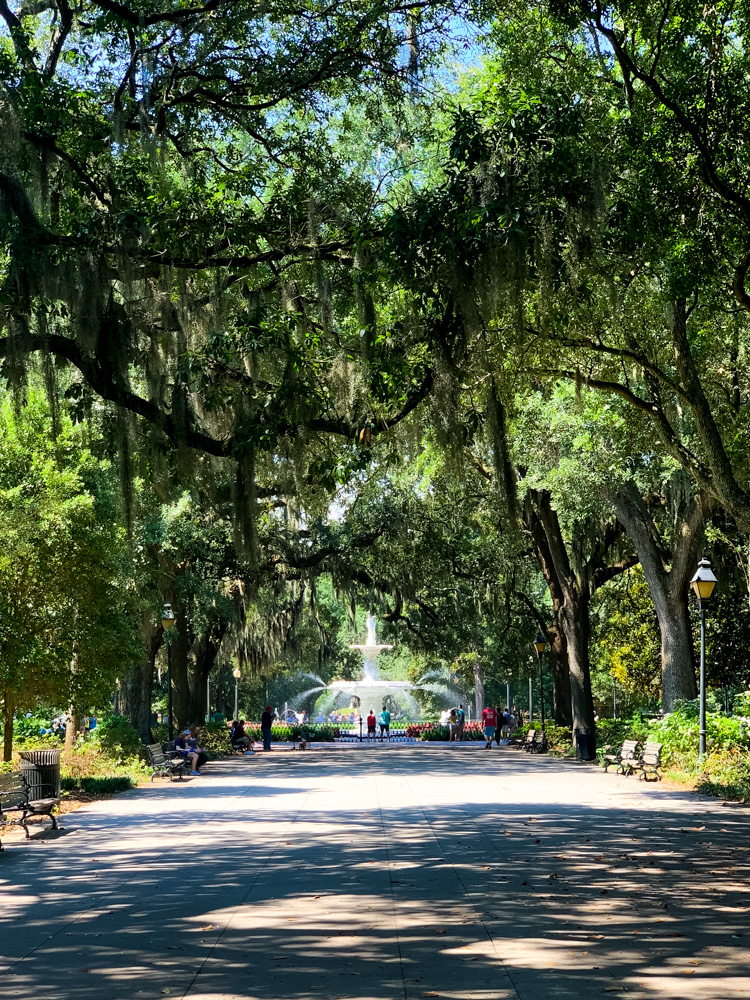 Forsyth Park and people in it