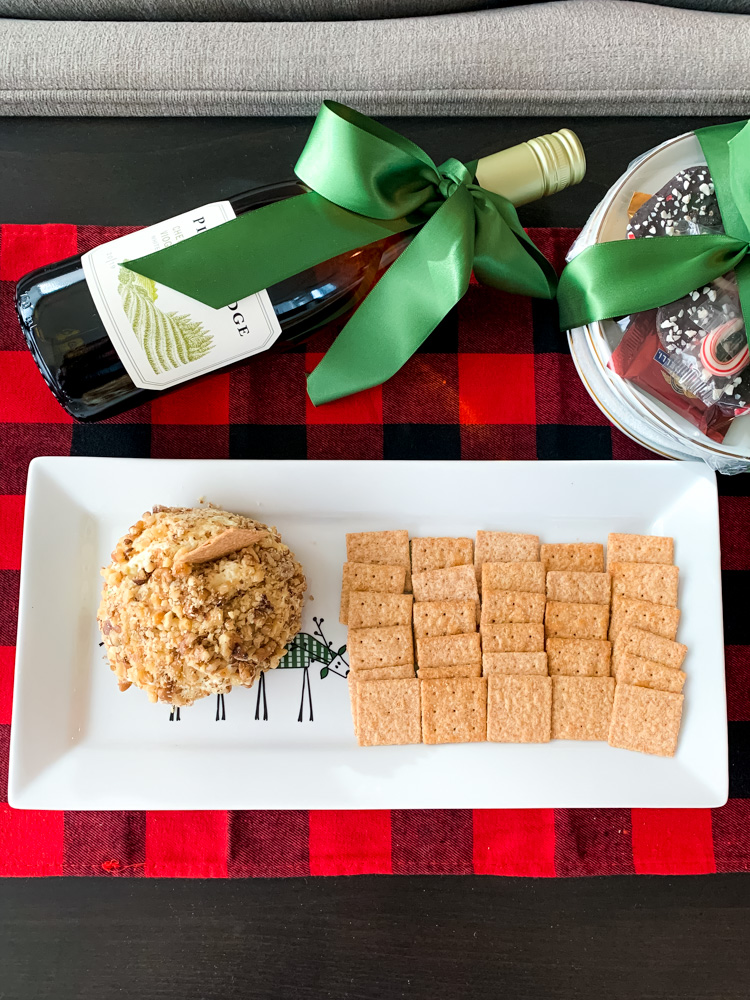 crackers, wine, and holiday cheese ball recipe