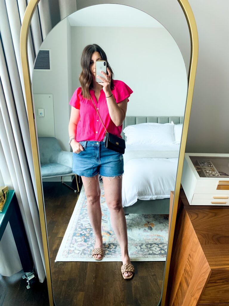 jean short outfit, pink summer top